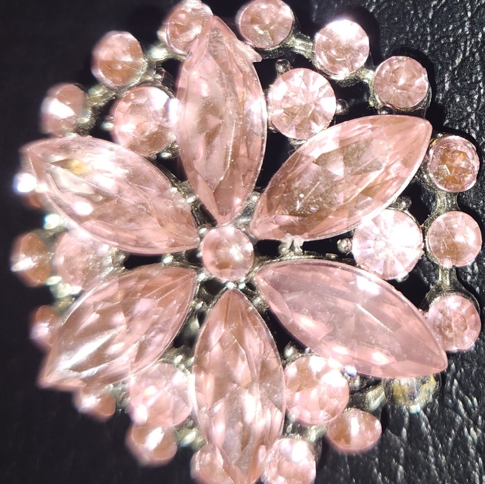 Pink Rhinestone Broch
